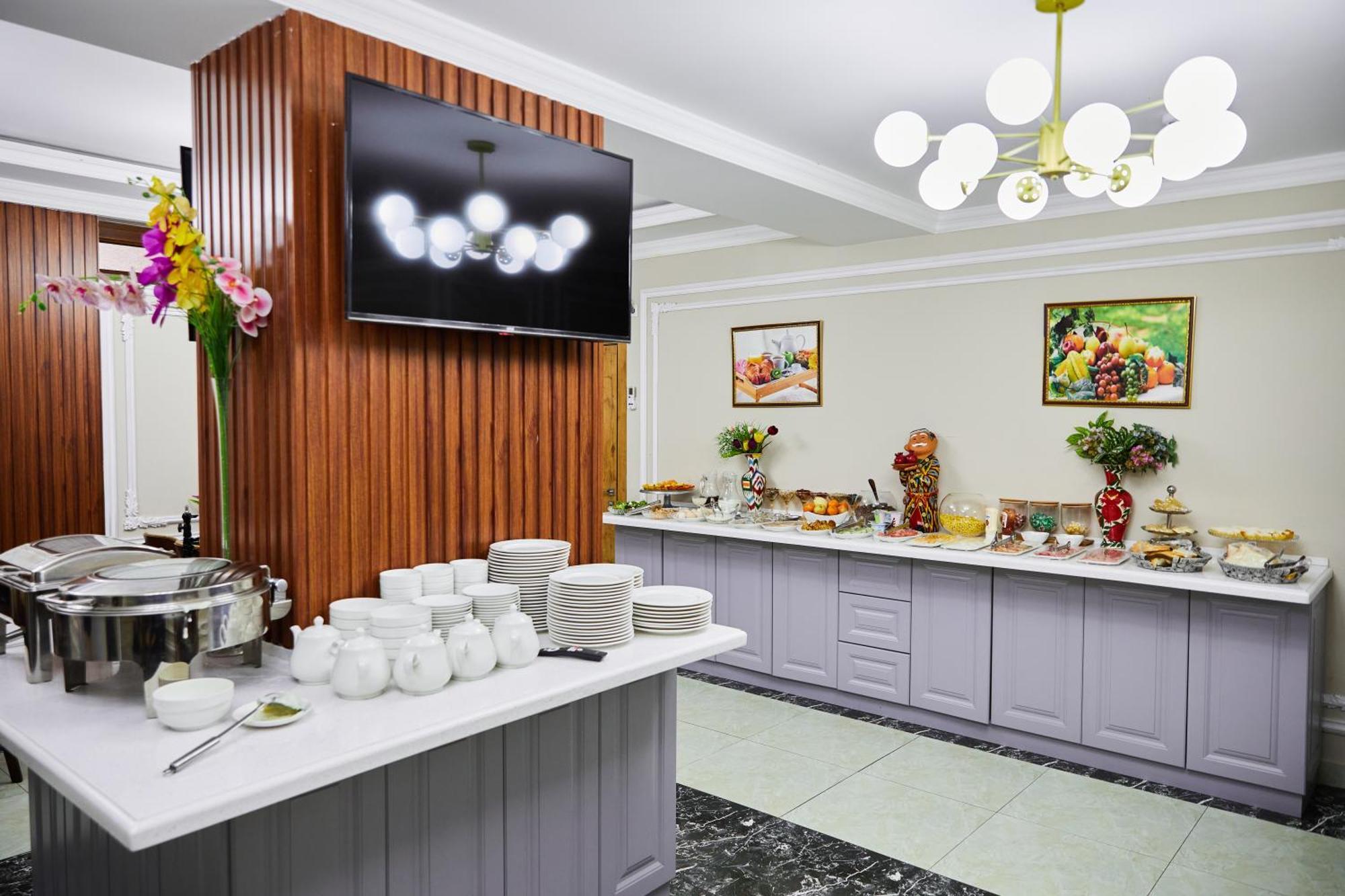 Art Plaza Hotel Tashkent Luaran gambar