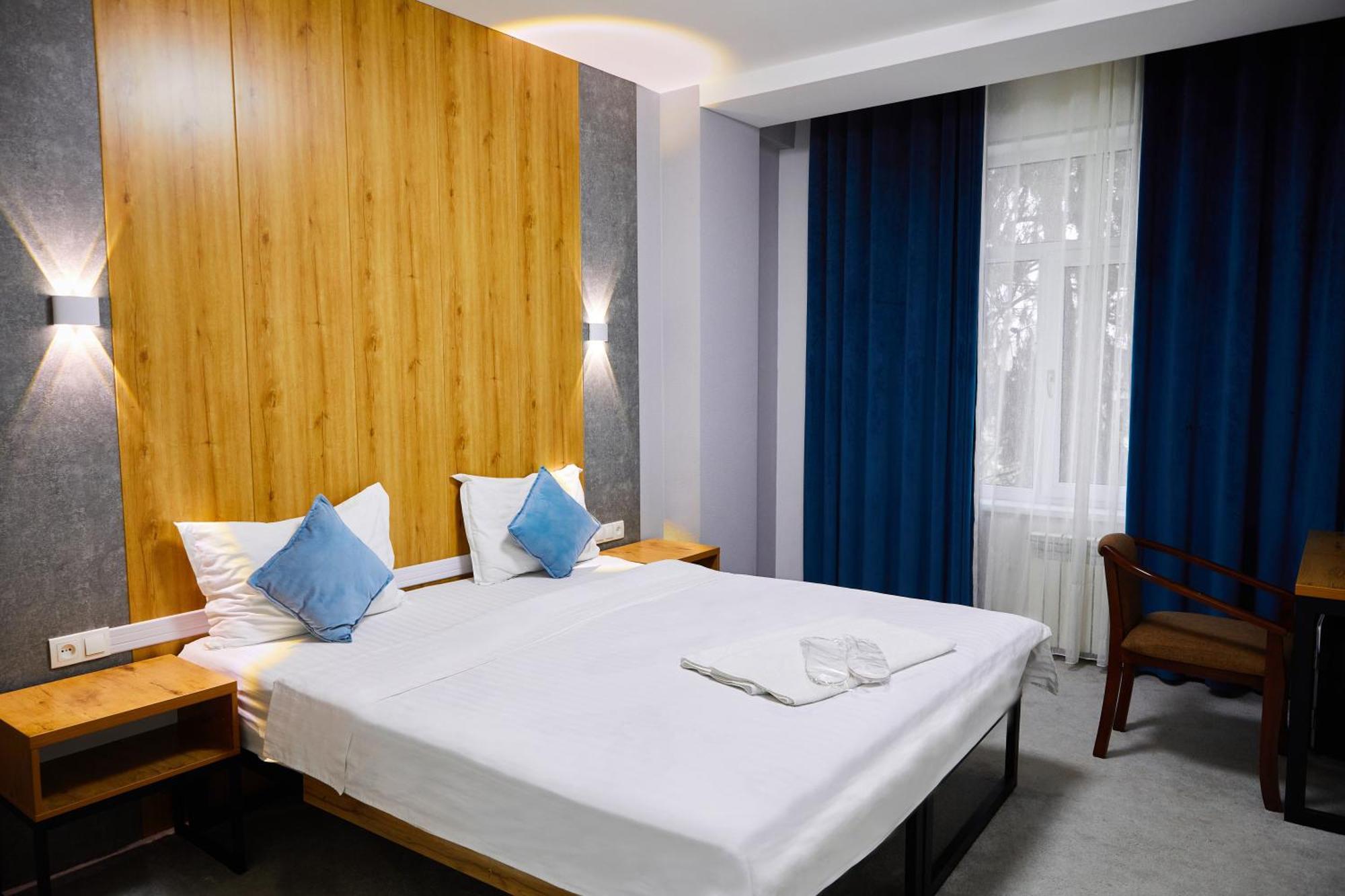 Art Plaza Hotel Tashkent Luaran gambar
