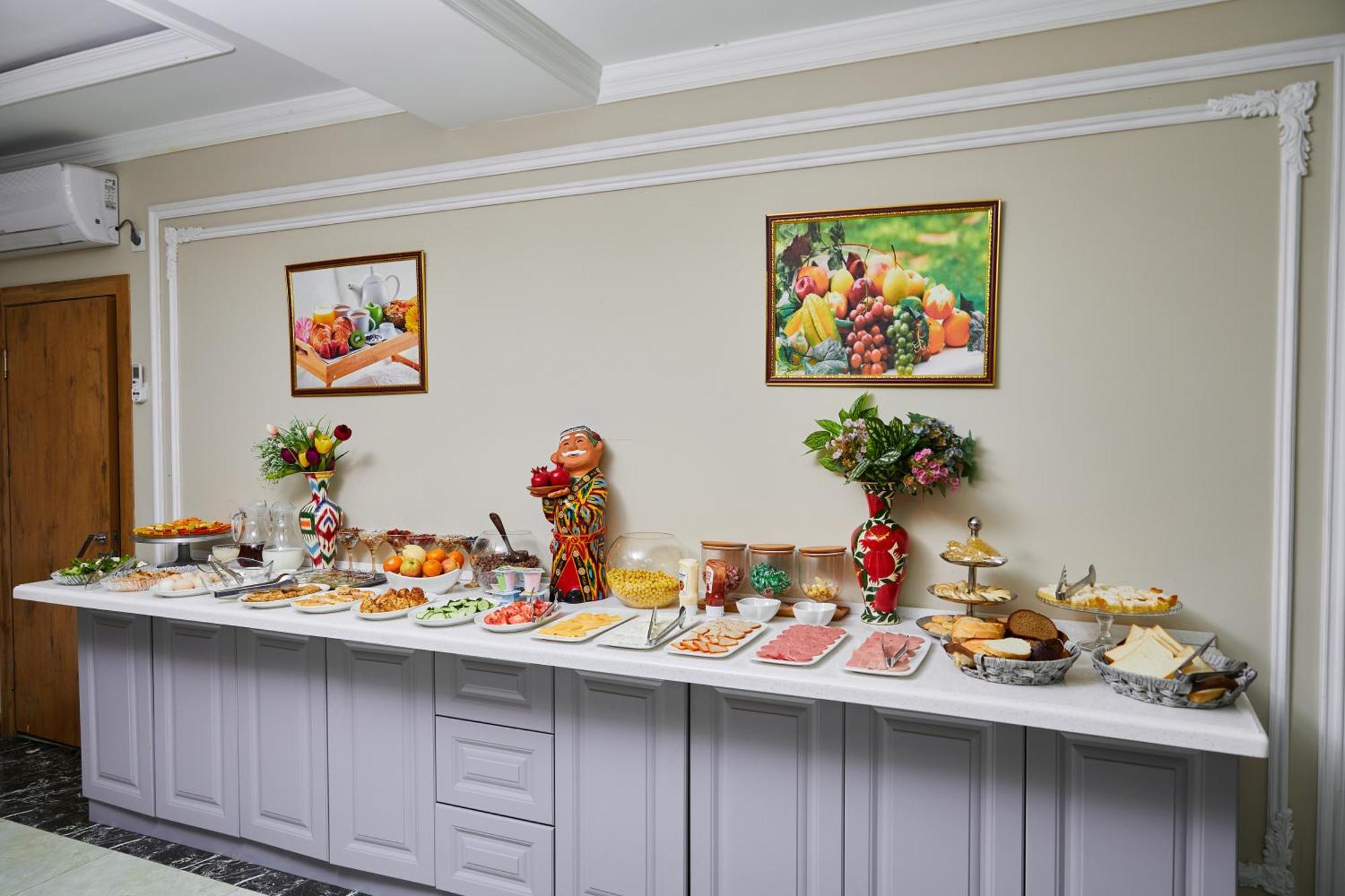 Art Plaza Hotel Tashkent Luaran gambar